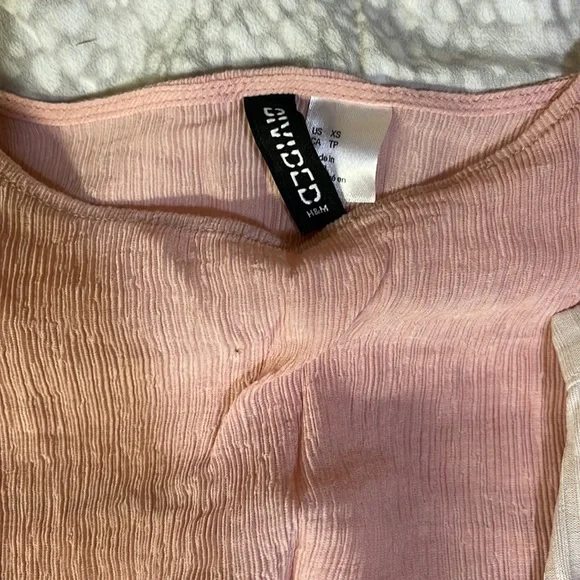 Assorted XS Tops (5) - Picture 3 of 11